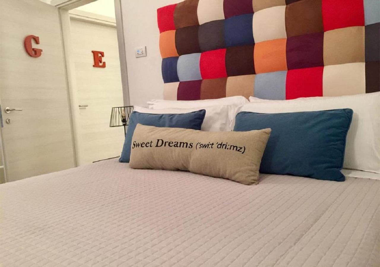 Adige Rooms Porta Vittoria เวโรนา ภายนอก รูปภาพ