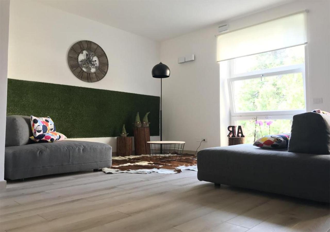 Adige Rooms Porta Vittoria เวโรนา ภายนอก รูปภาพ