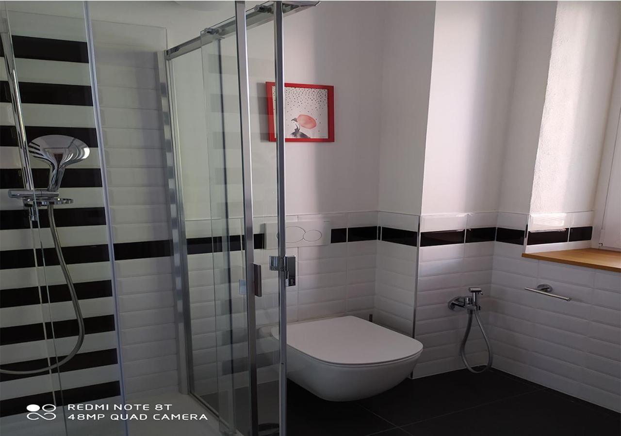 Adige Rooms Porta Vittoria เวโรนา ภายนอก รูปภาพ